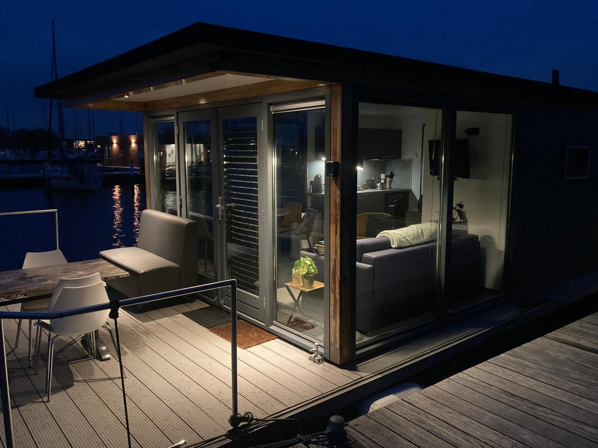 Houseboat De Amstel Hotel โมนนิคเคินดาม ภายนอก รูปภาพ