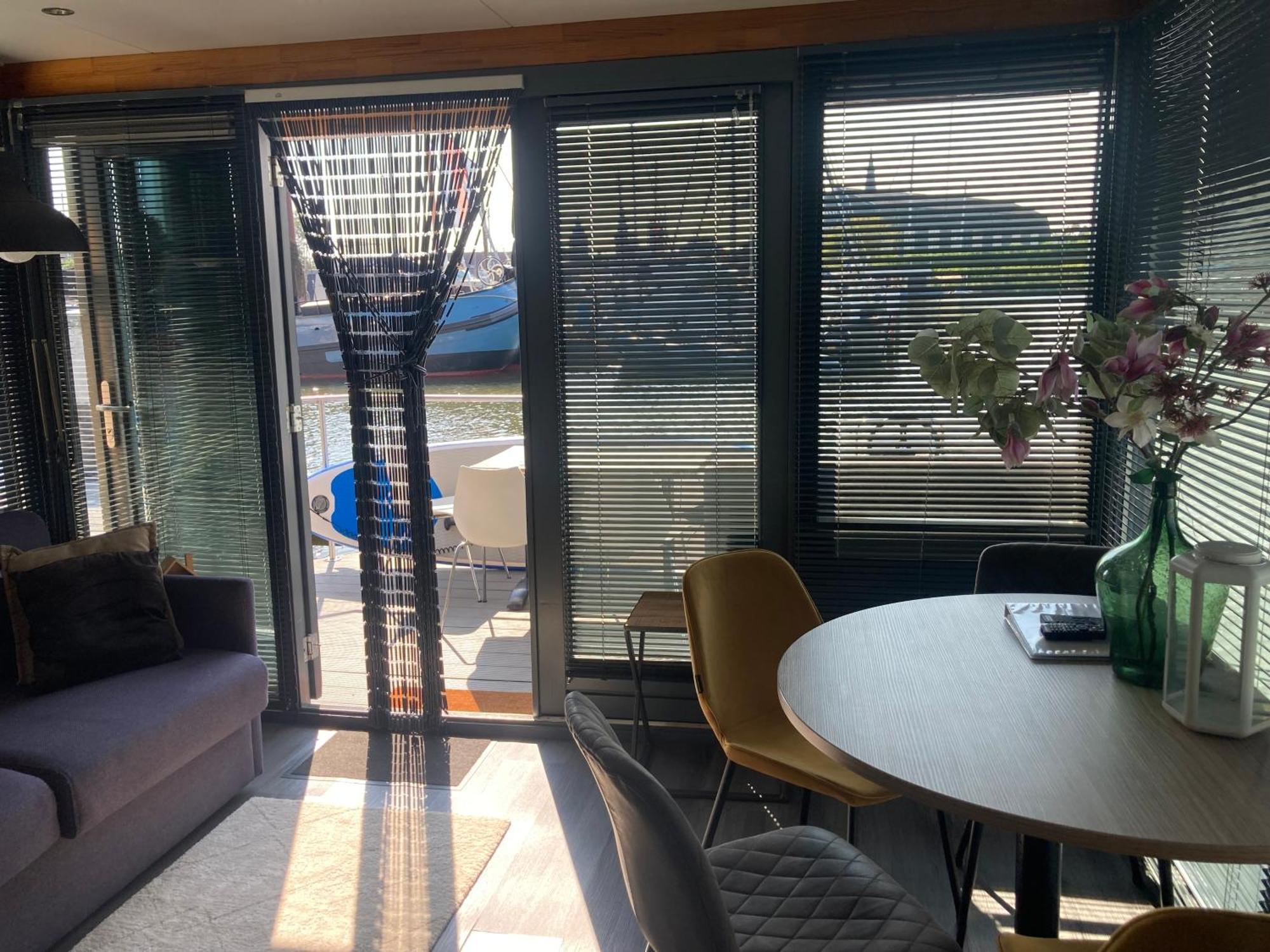 Houseboat De Amstel Hotel โมนนิคเคินดาม ภายนอก รูปภาพ